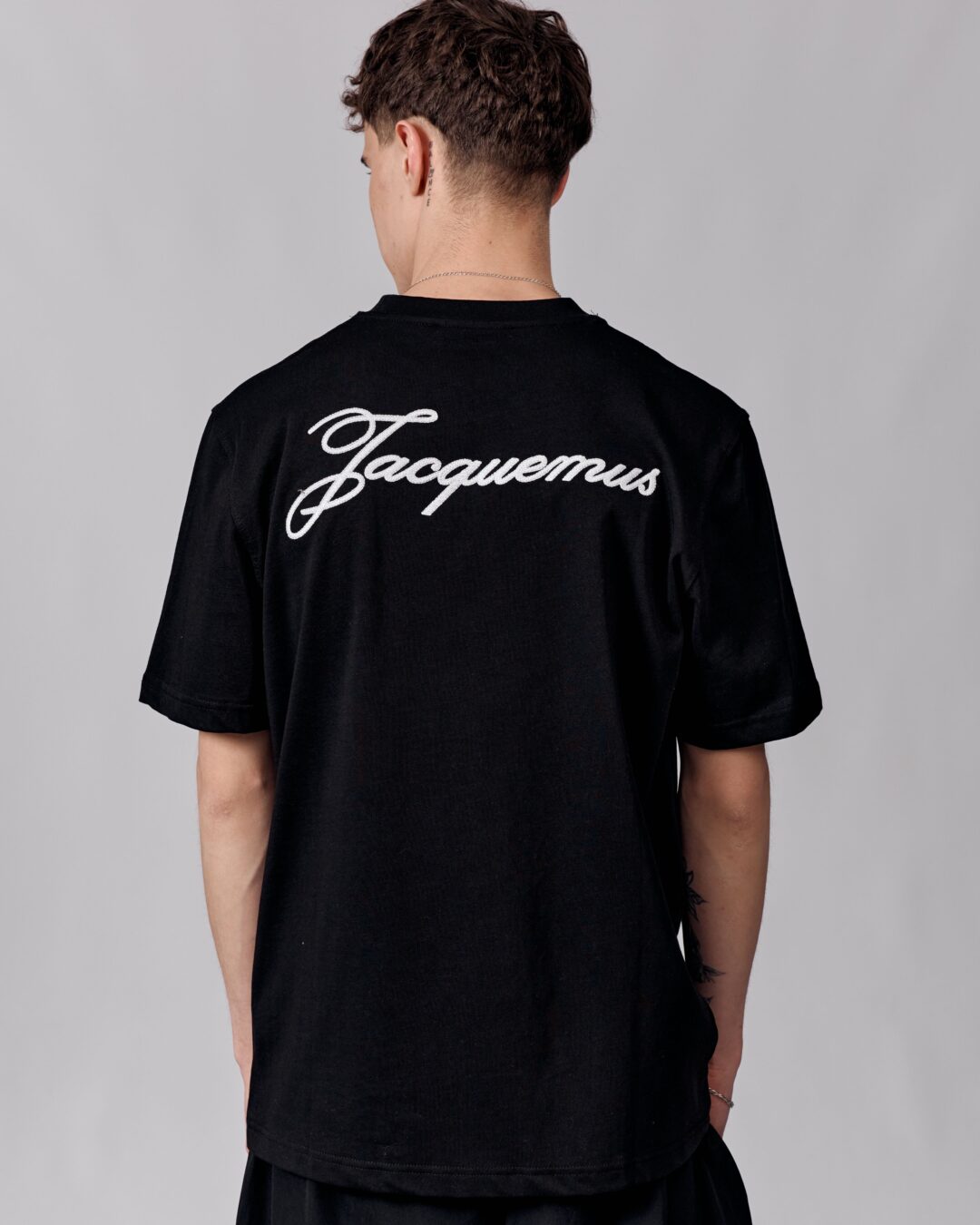 Футболка Jacquemus