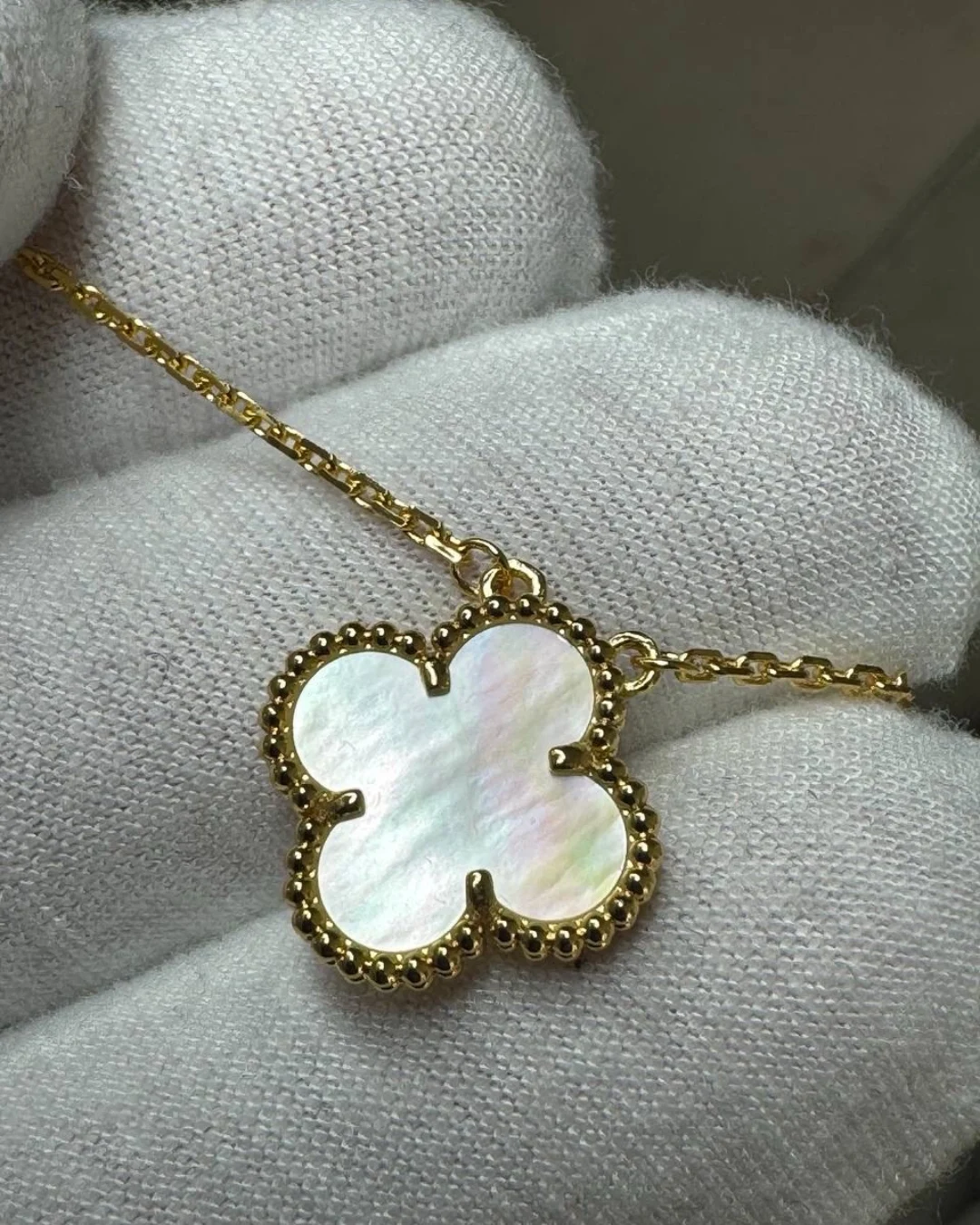 Колье Van Cleef & Arpels Vintage Alhambra (Gold/White/Mono — фото 5