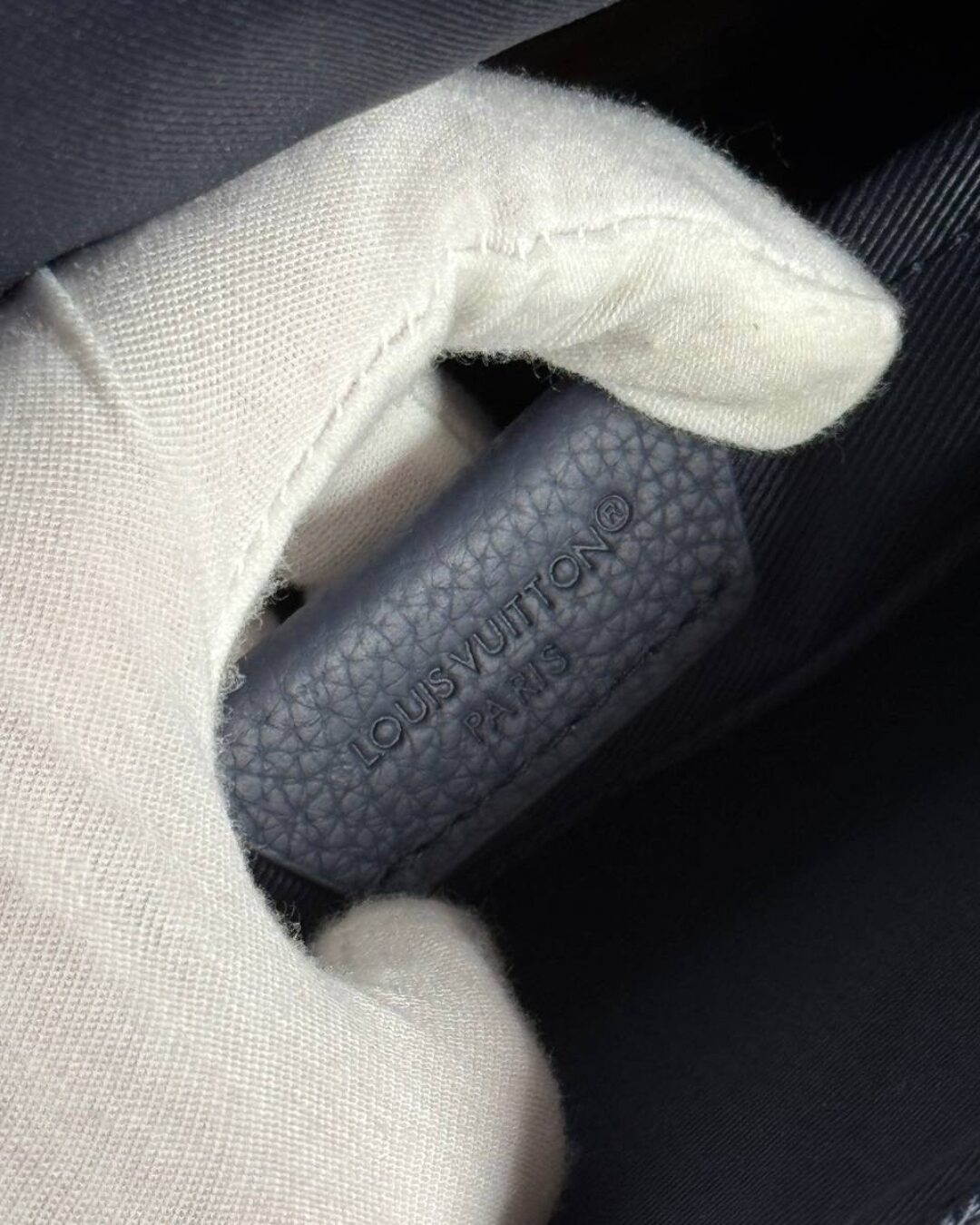 Сумка Louis Vuitton Aerogram