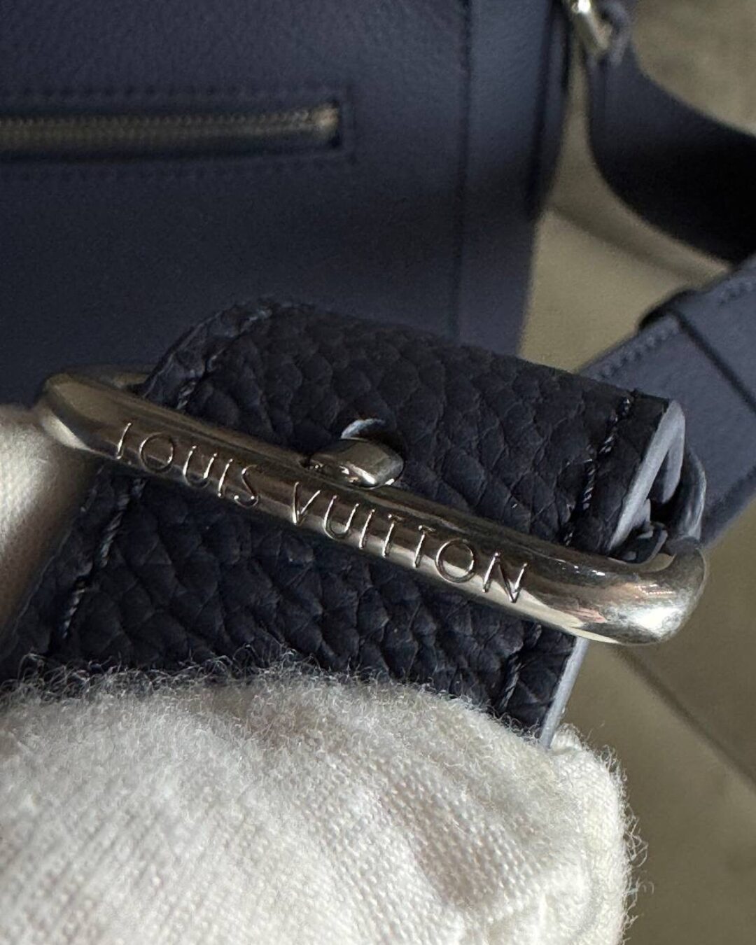 Сумка Louis Vuitton Aerogram