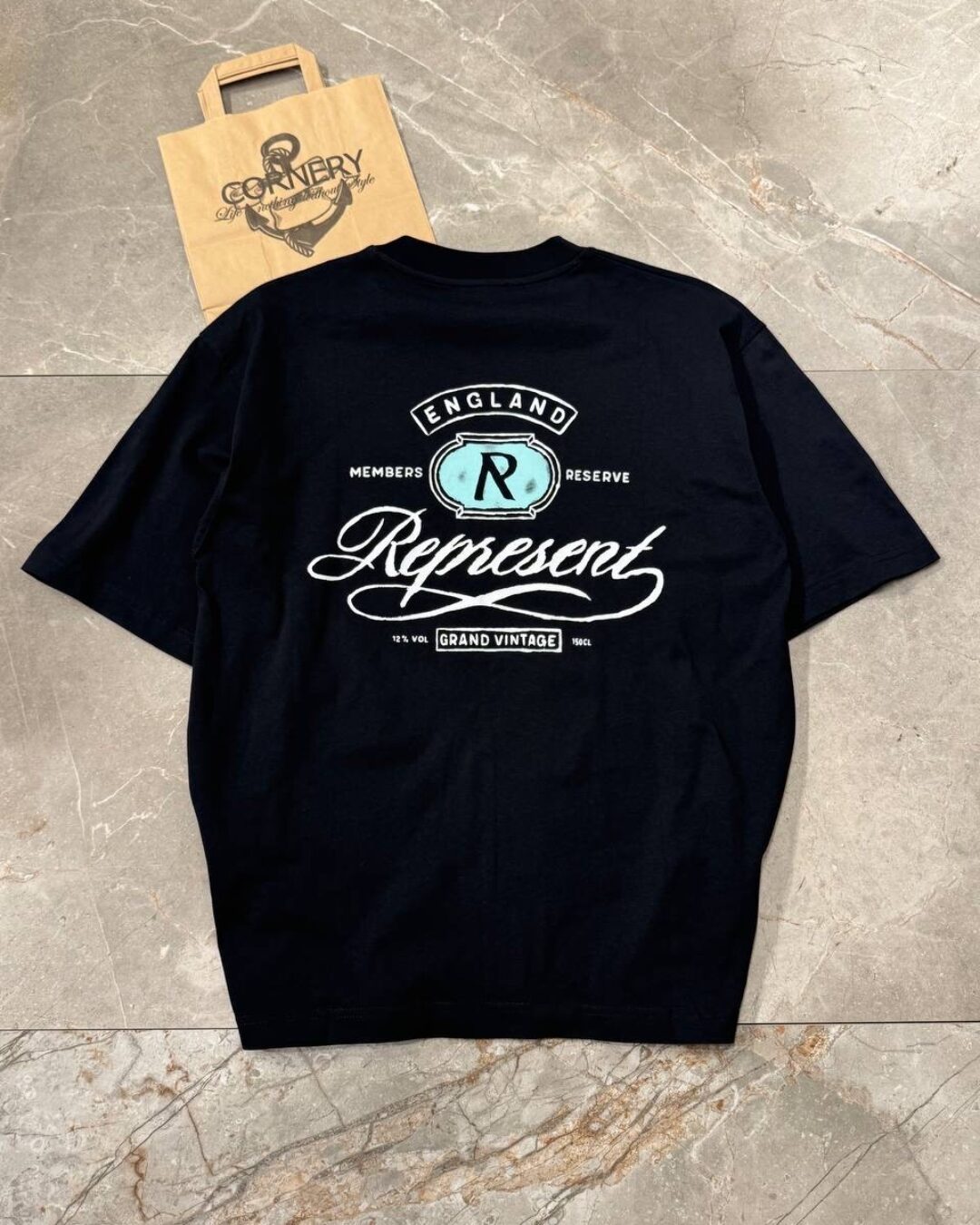 Футболка Represent