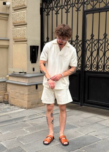 Летний костюм Jacquemus