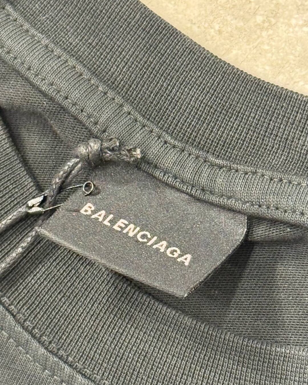 Футболка Balenciaga