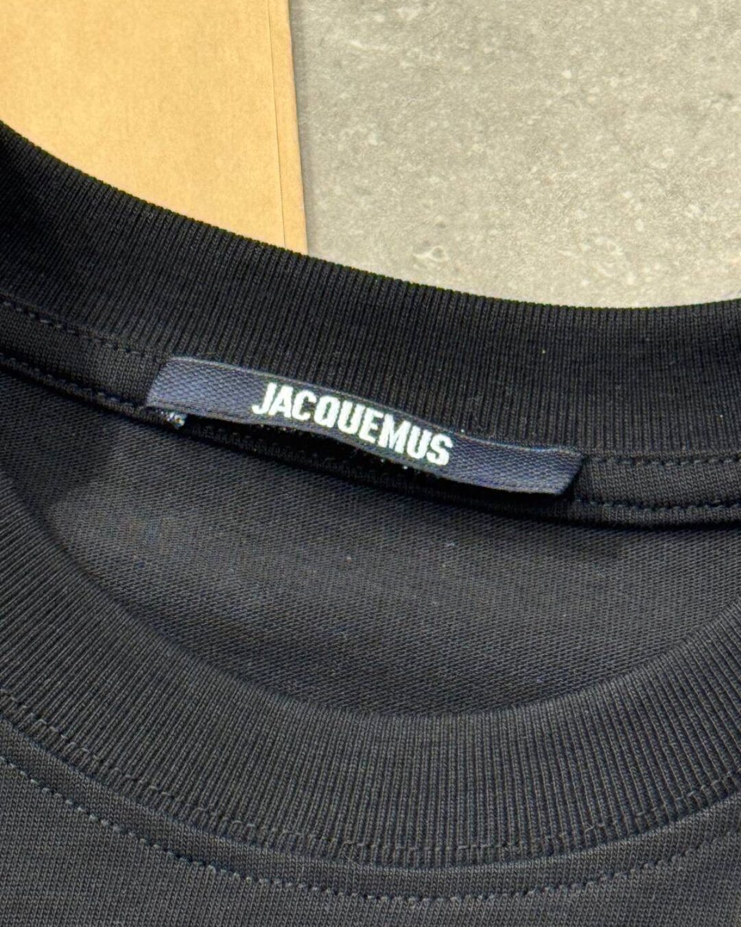 Футболка Jacquemus