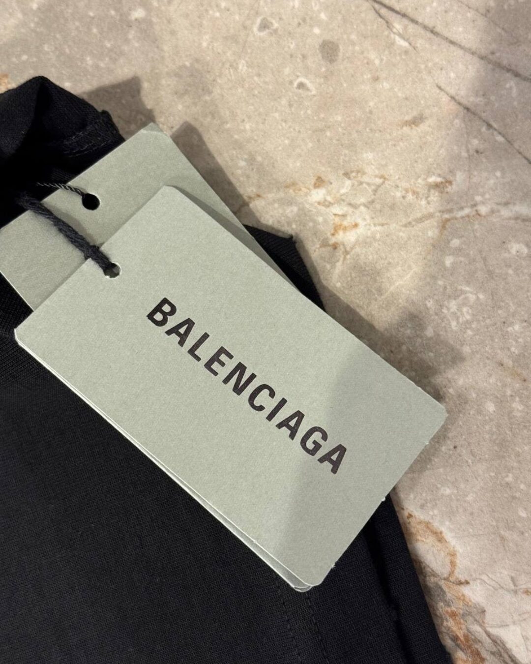 Футболка Balenciaga
