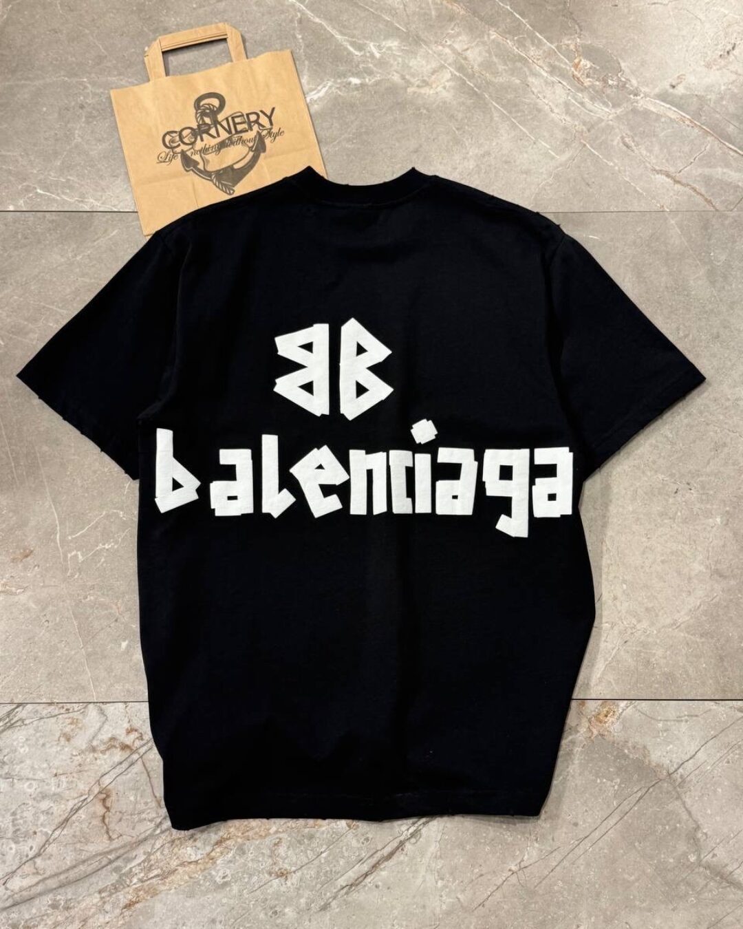 Футболка Balenciaga