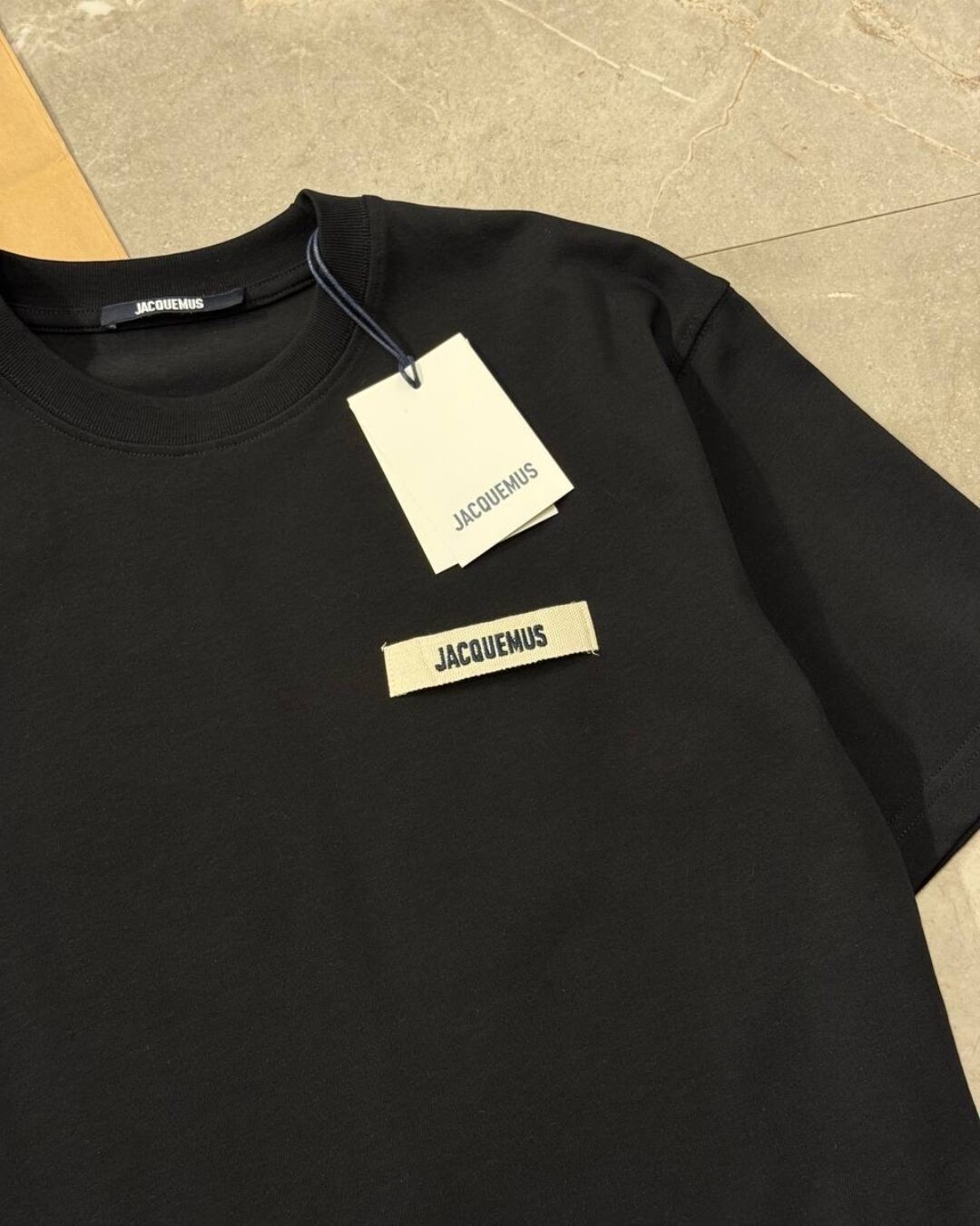 Футболка Jacquemus