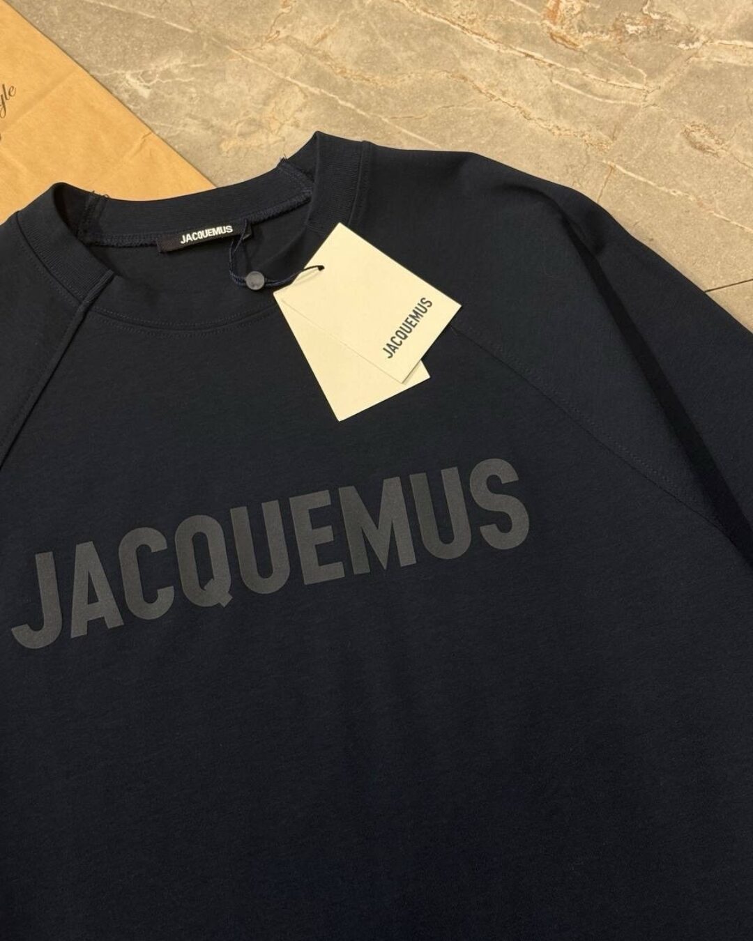 Футболка Jacquemus