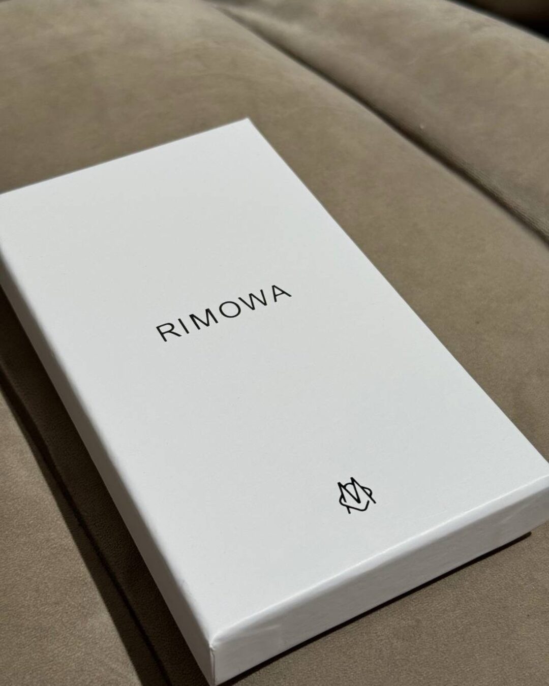 Чехол Rimowa (IPhone 17 Pro Max) — фото 8