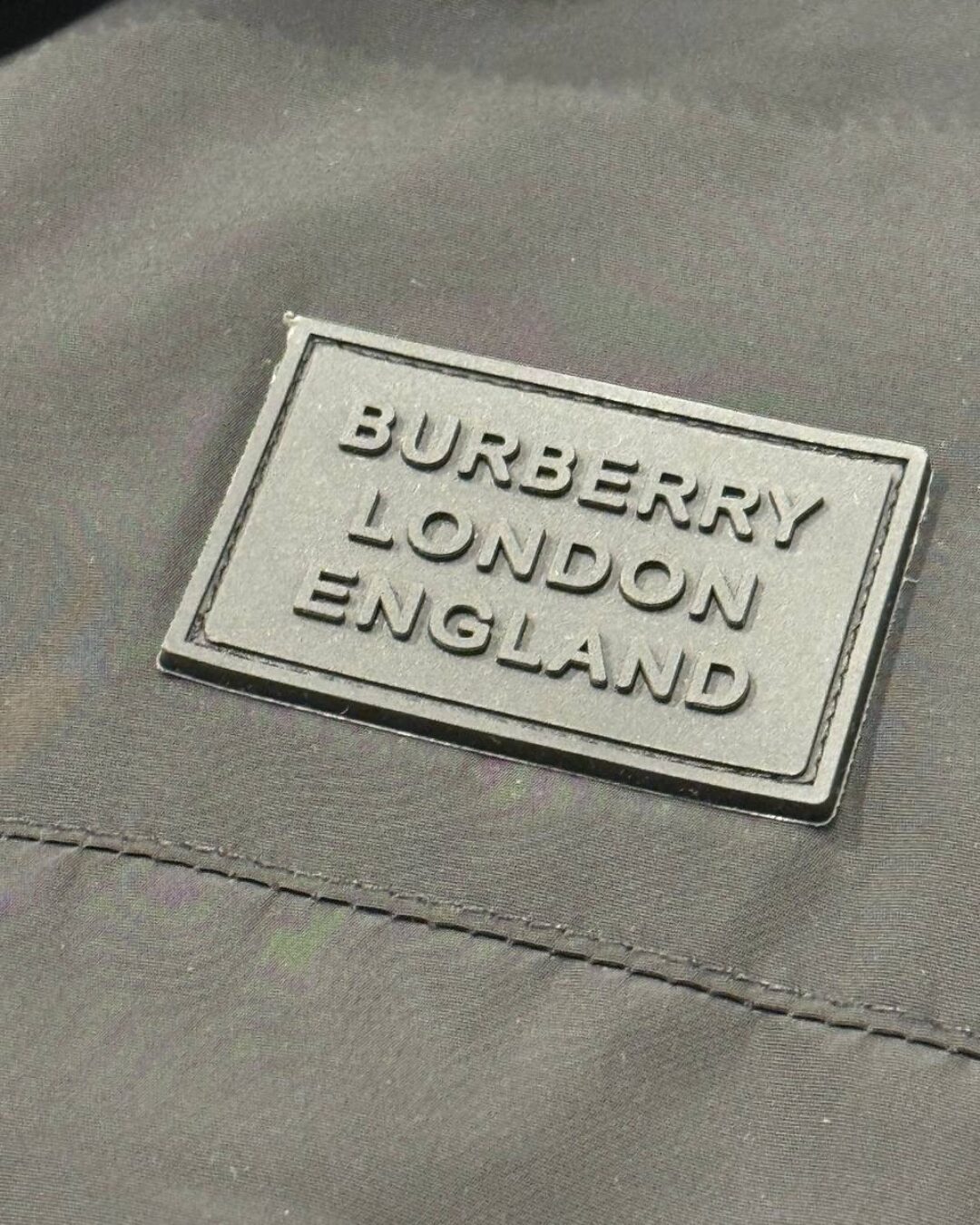 Жилет Burberry