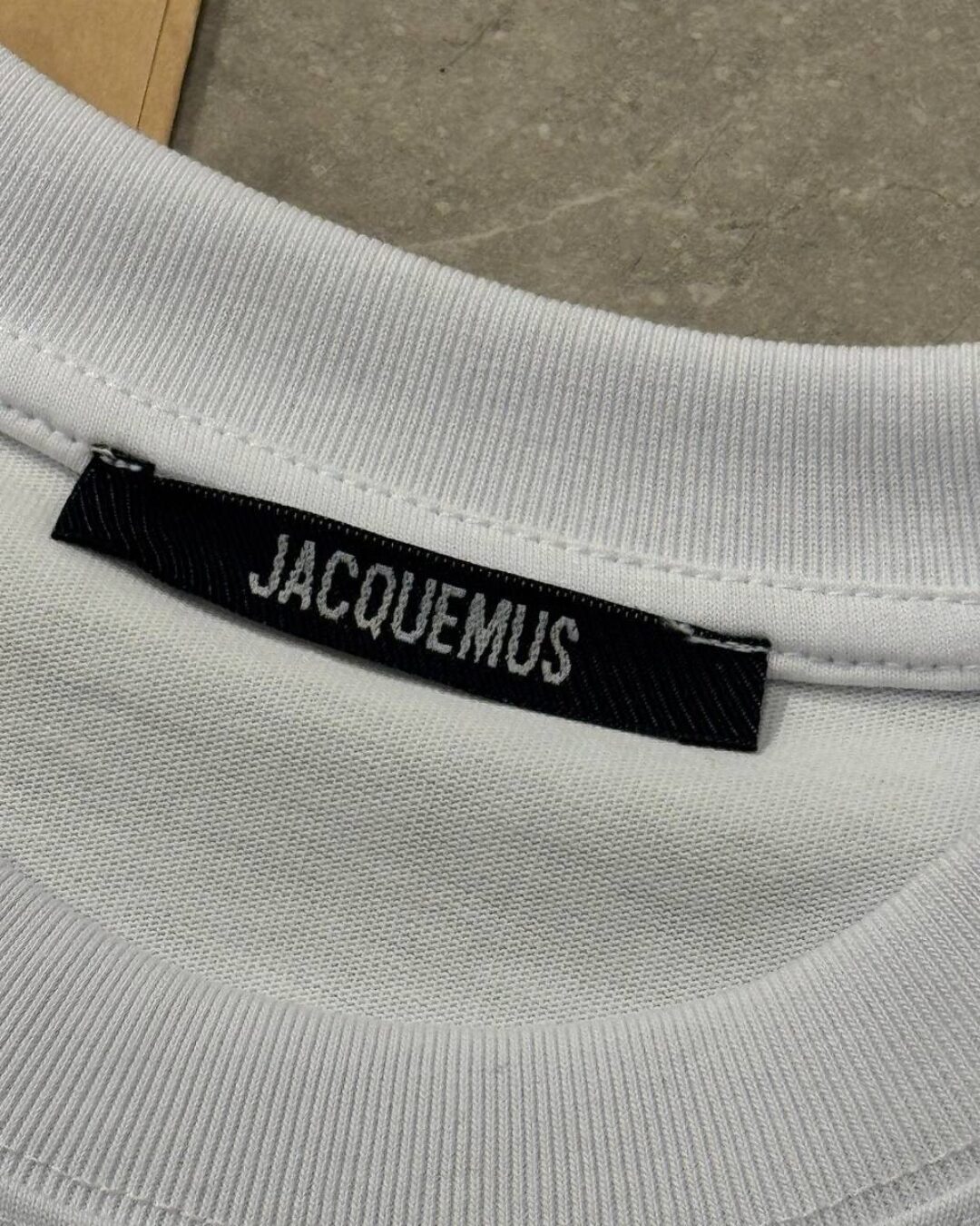 Футболка Jacquemus