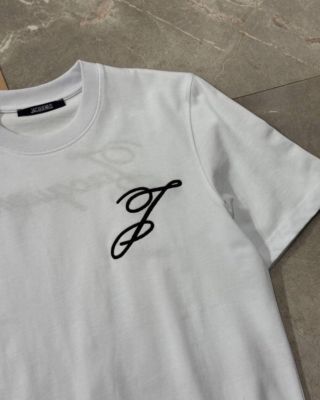 Футболка Jacquemus