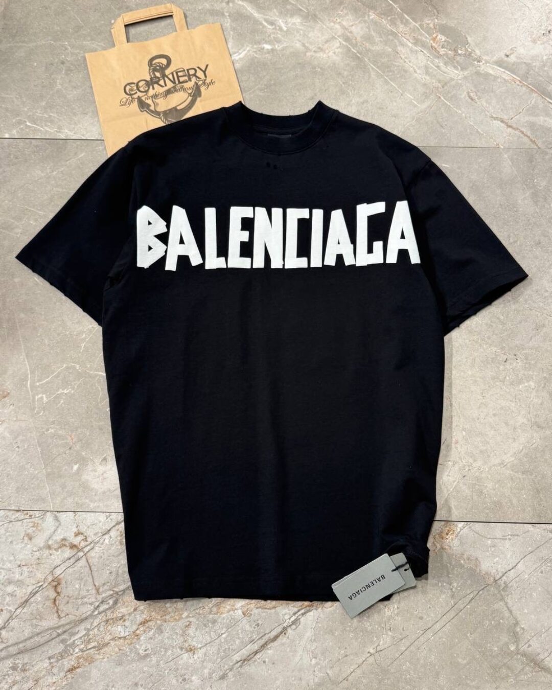 Футболка Balenciaga