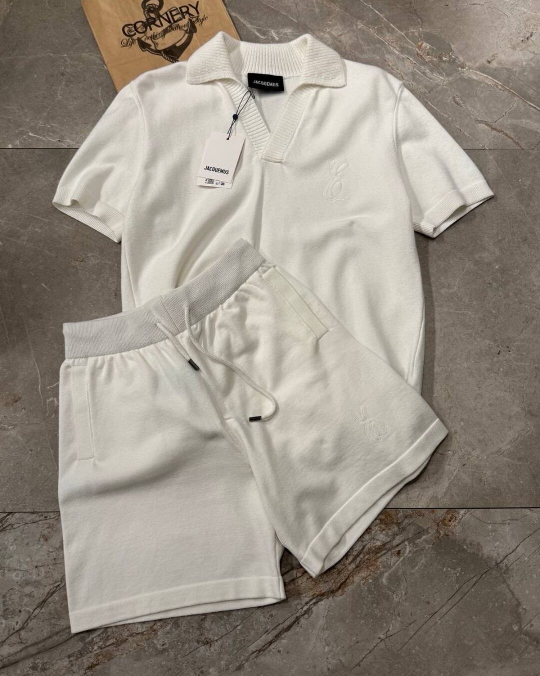 Костюм Jacquemus