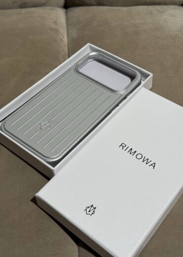 Чехол Rimowa (IPhone 17 Pro Max)