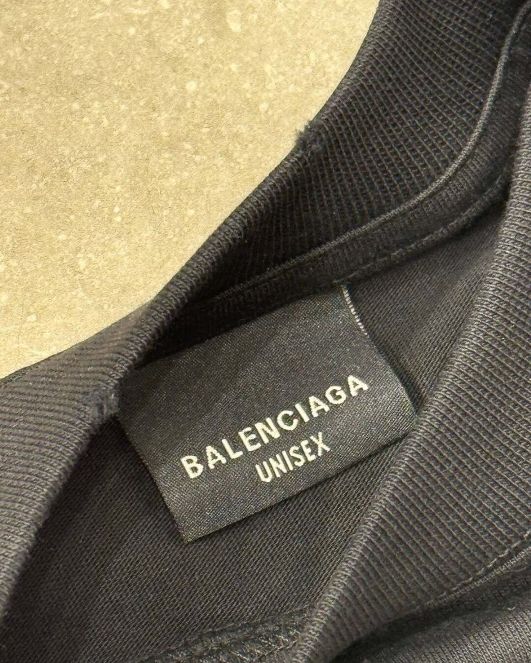 Футболка Balenciaga