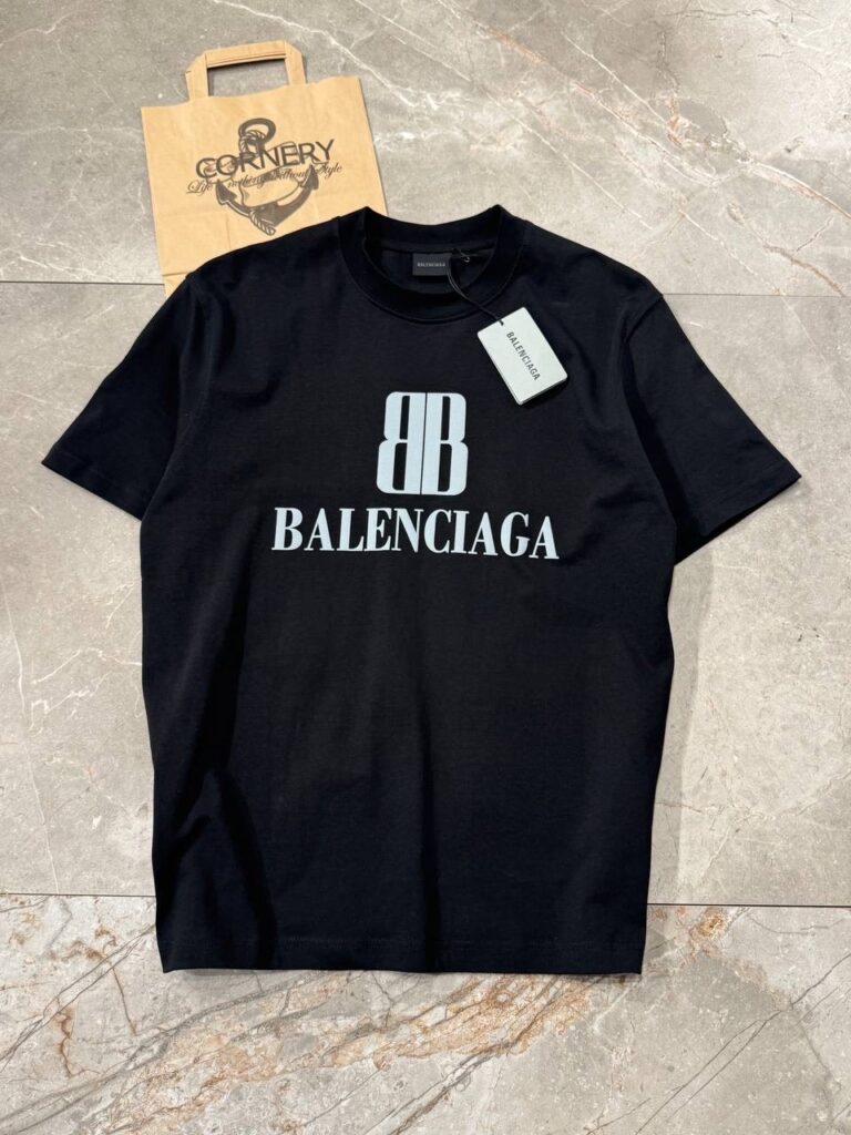 Футболка Balenciaga