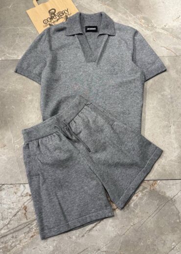 Летний костюм Jacquemus