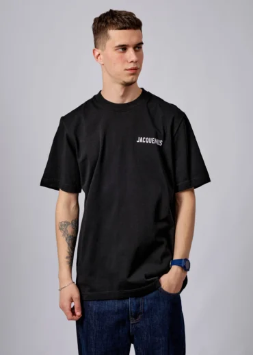 Футболка Jacquemus