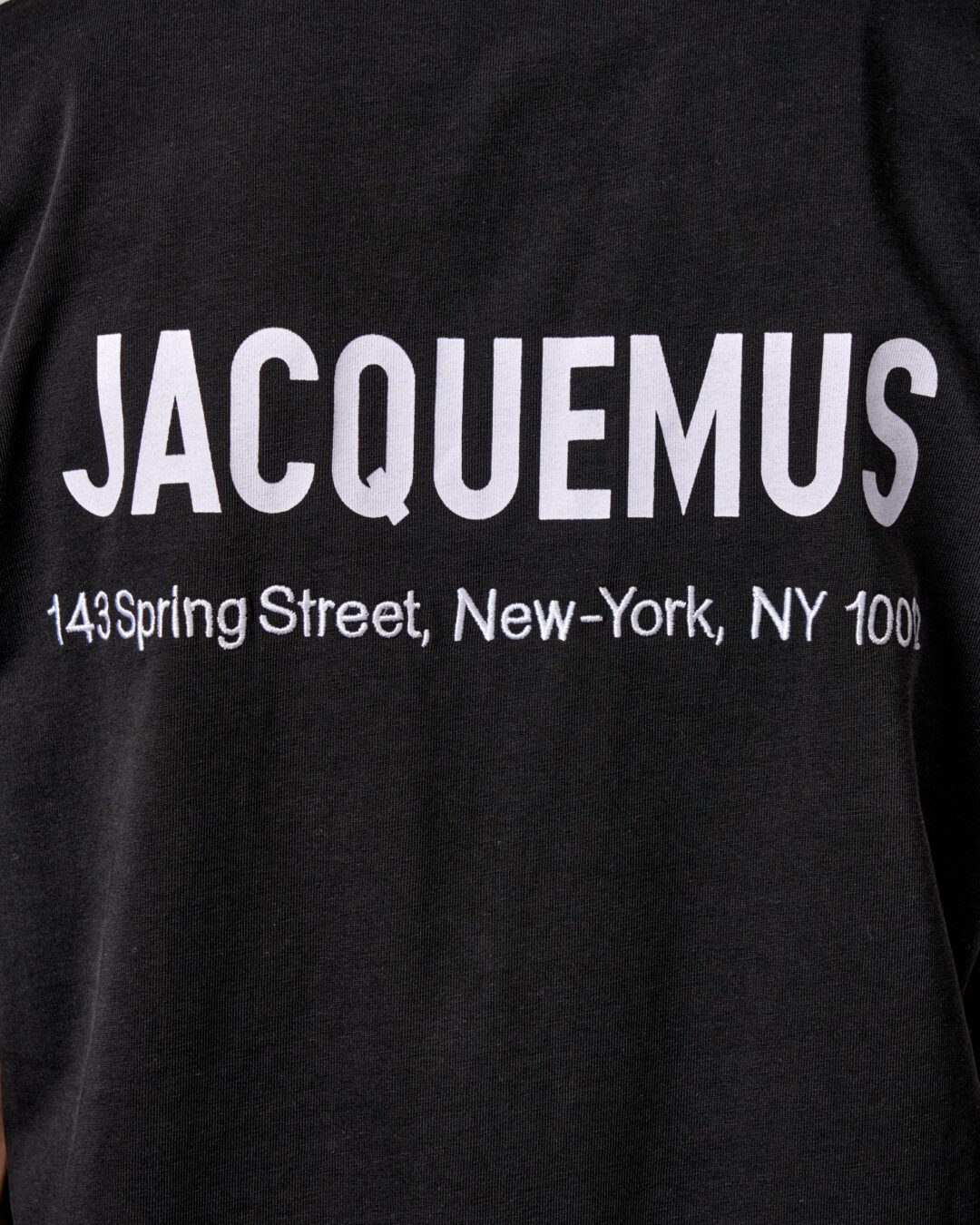 Футболка Jacquemus