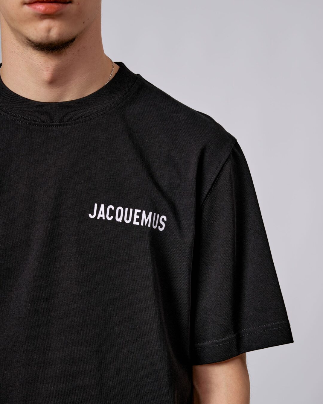 Футболка Jacquemus