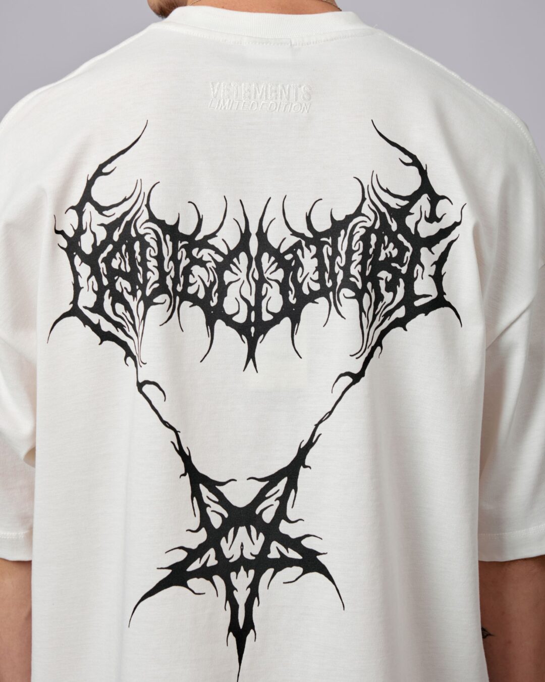 Футболка Vetements
