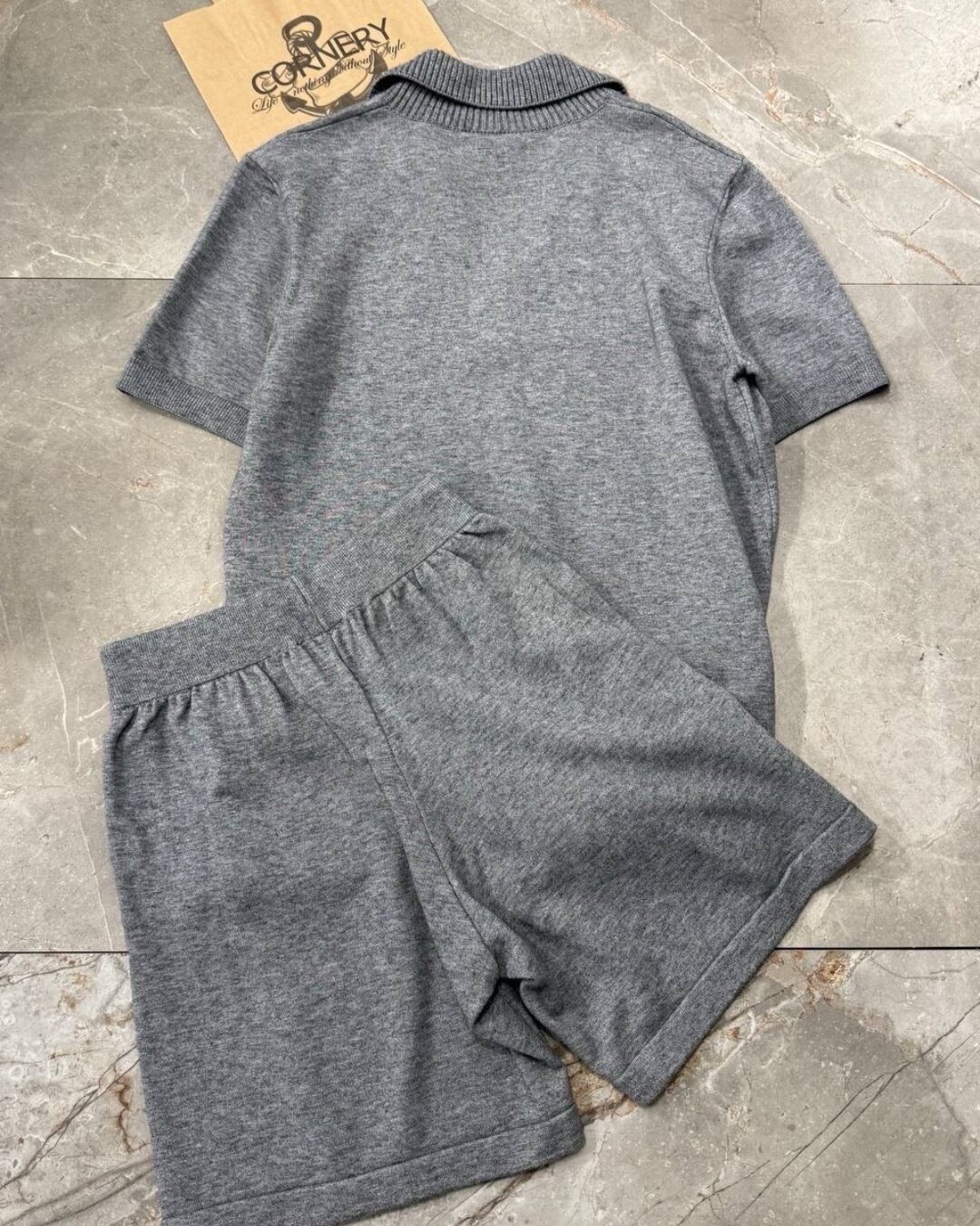 Летний костюм Jacquemus