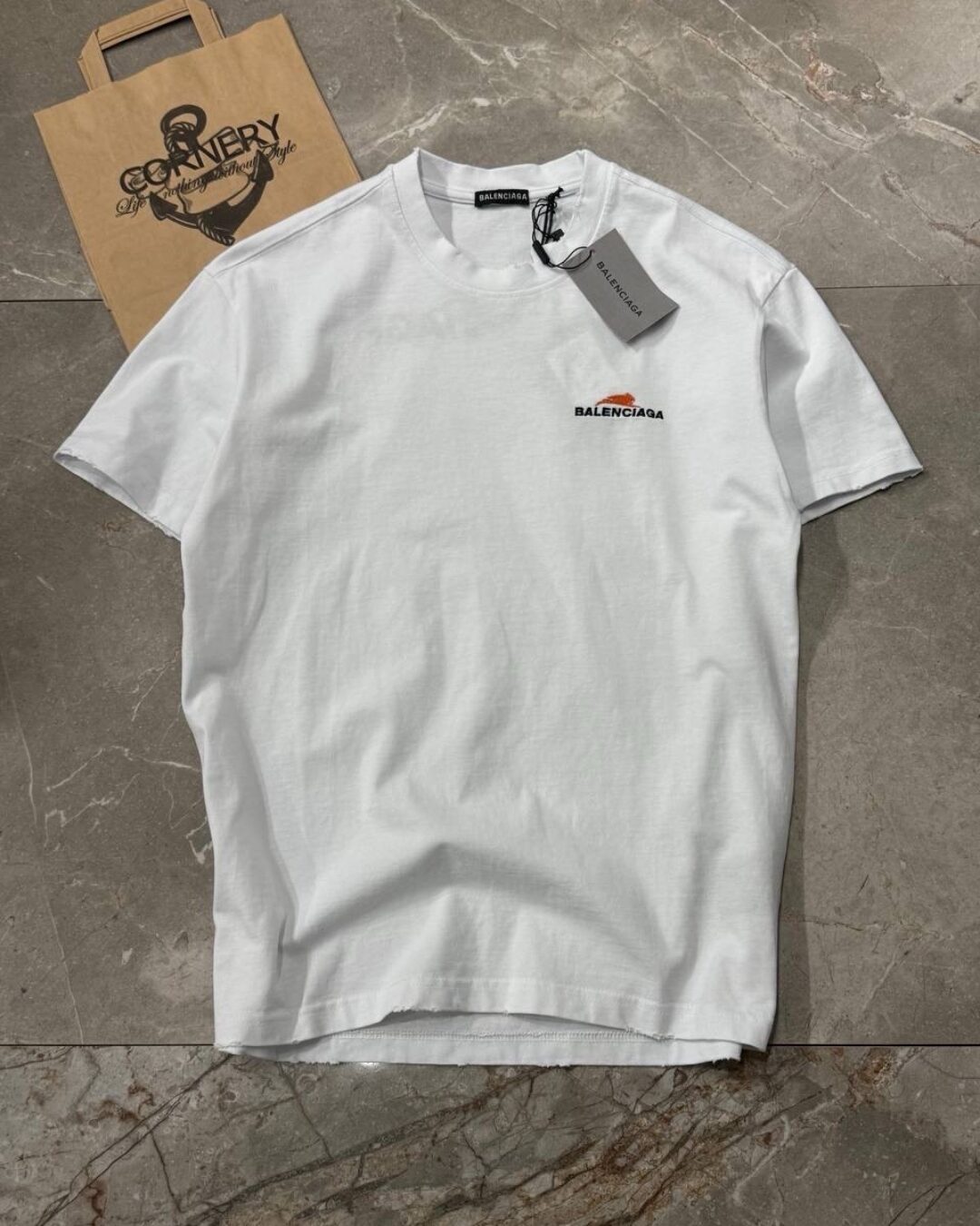 Футболка Balenciaga