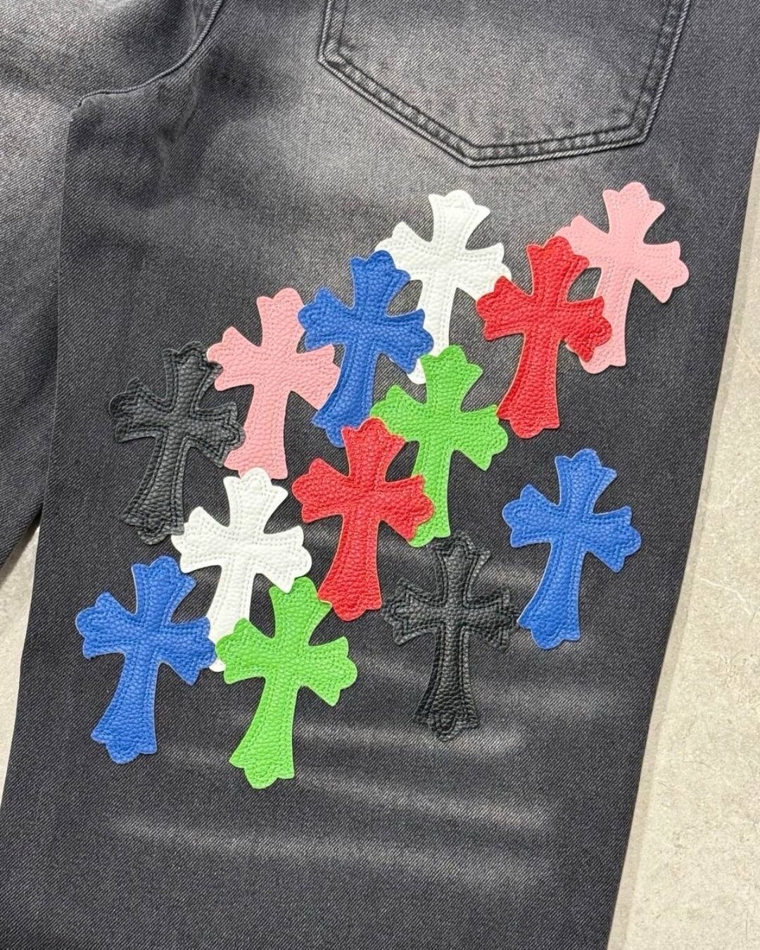 Джинсы Chrome Hearts