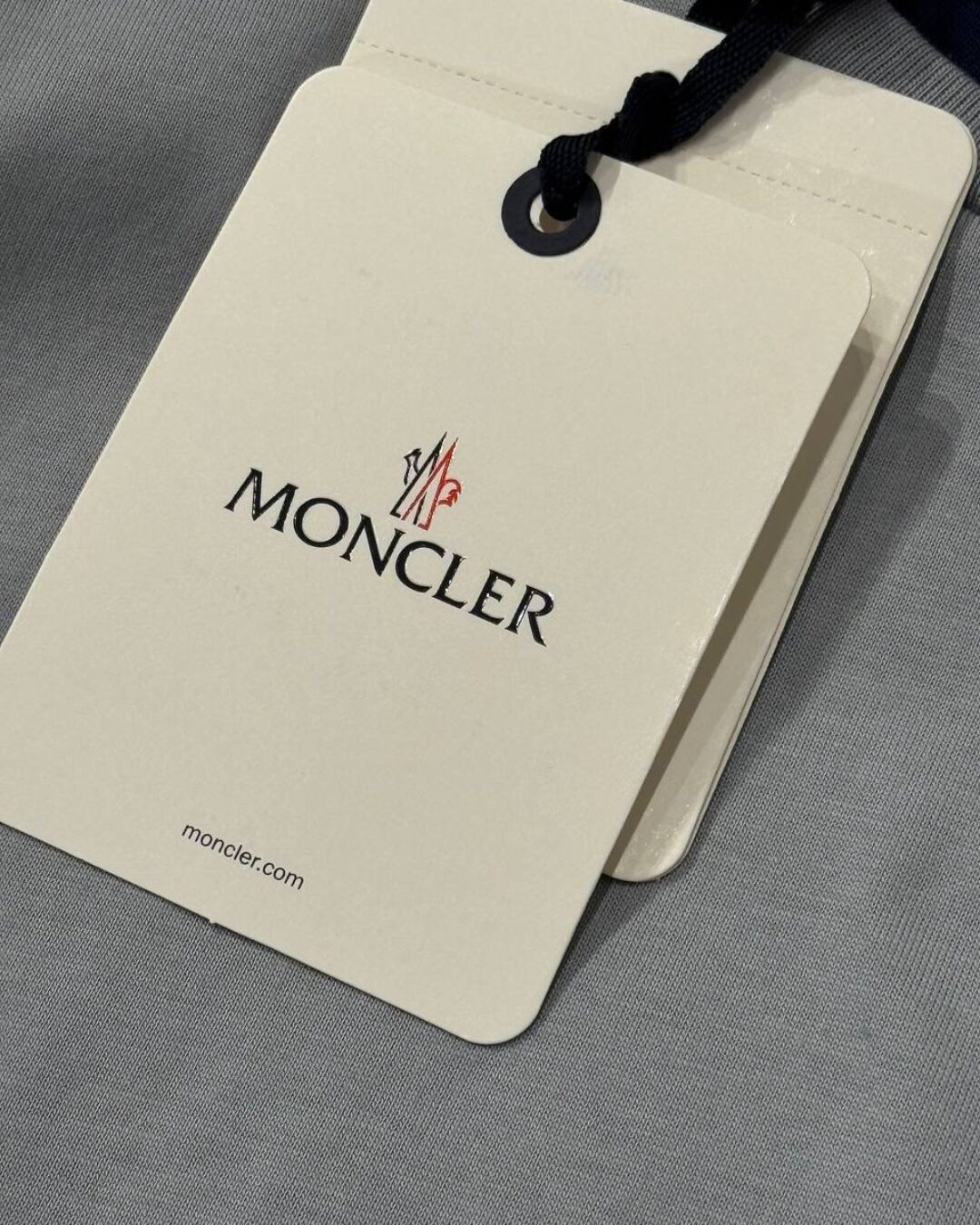 Футболка Moncler