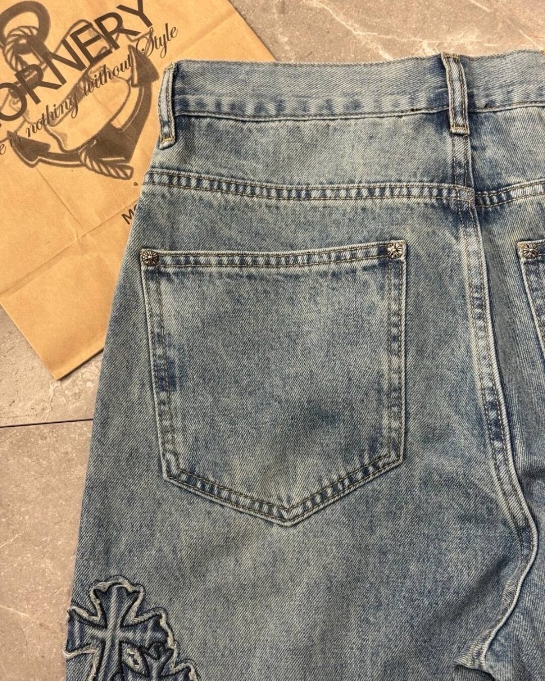 Джинсы Chrome Hearts