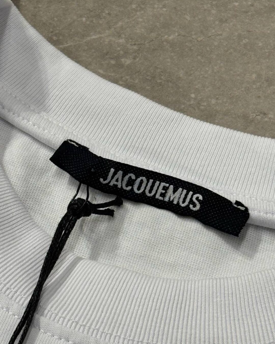 Футболка Jacquemus