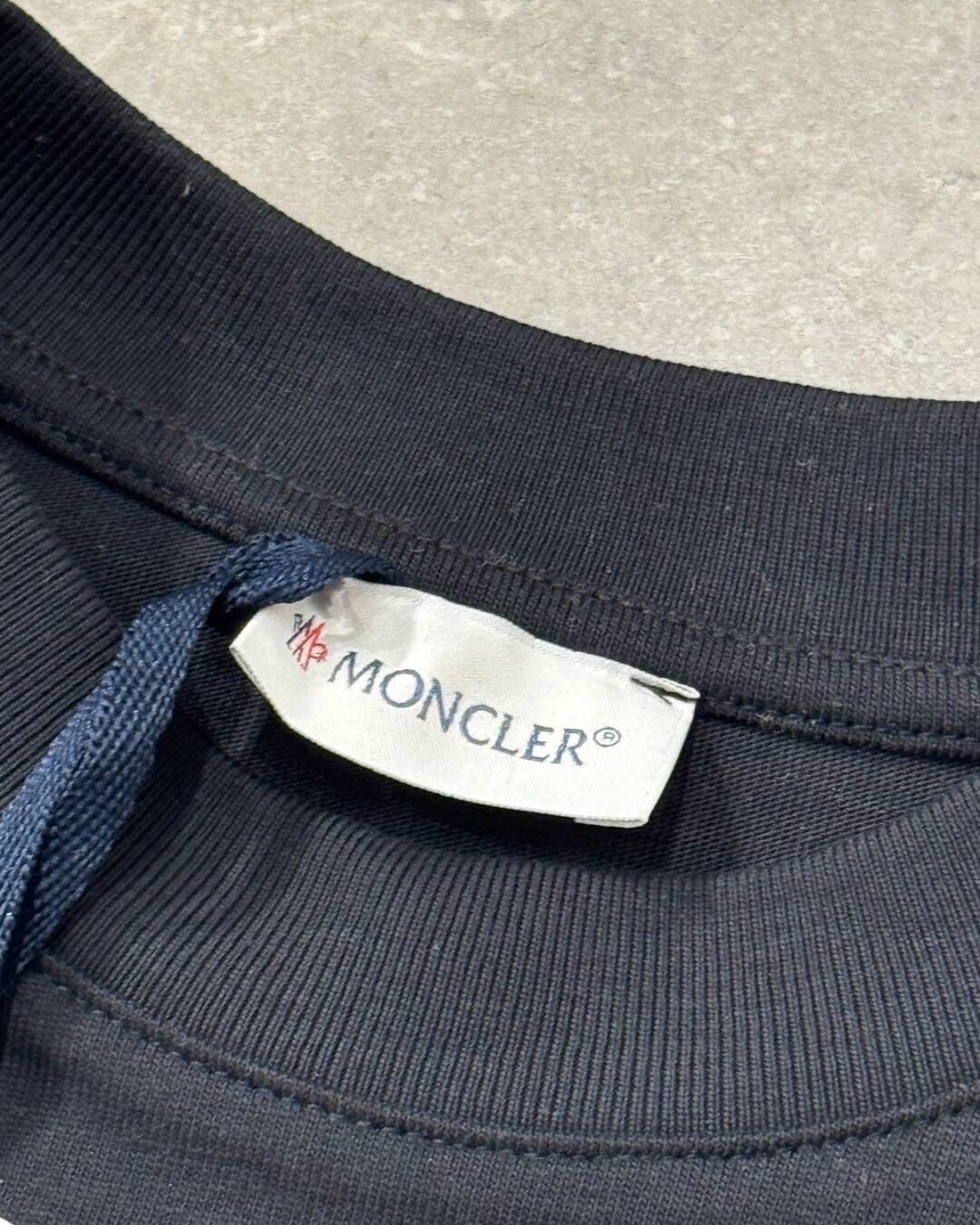 Футболка Moncler