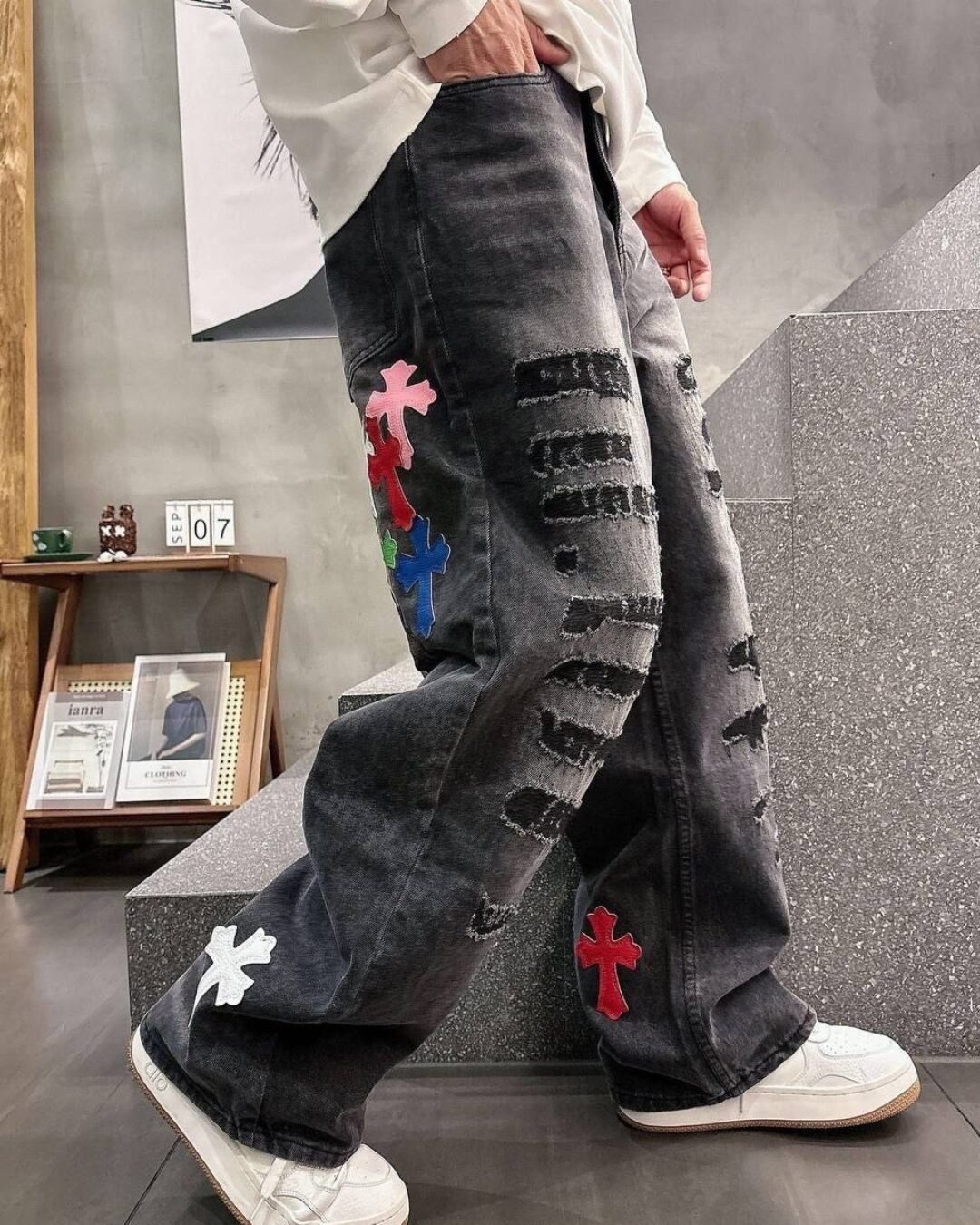 Джинсы Chrome Hearts