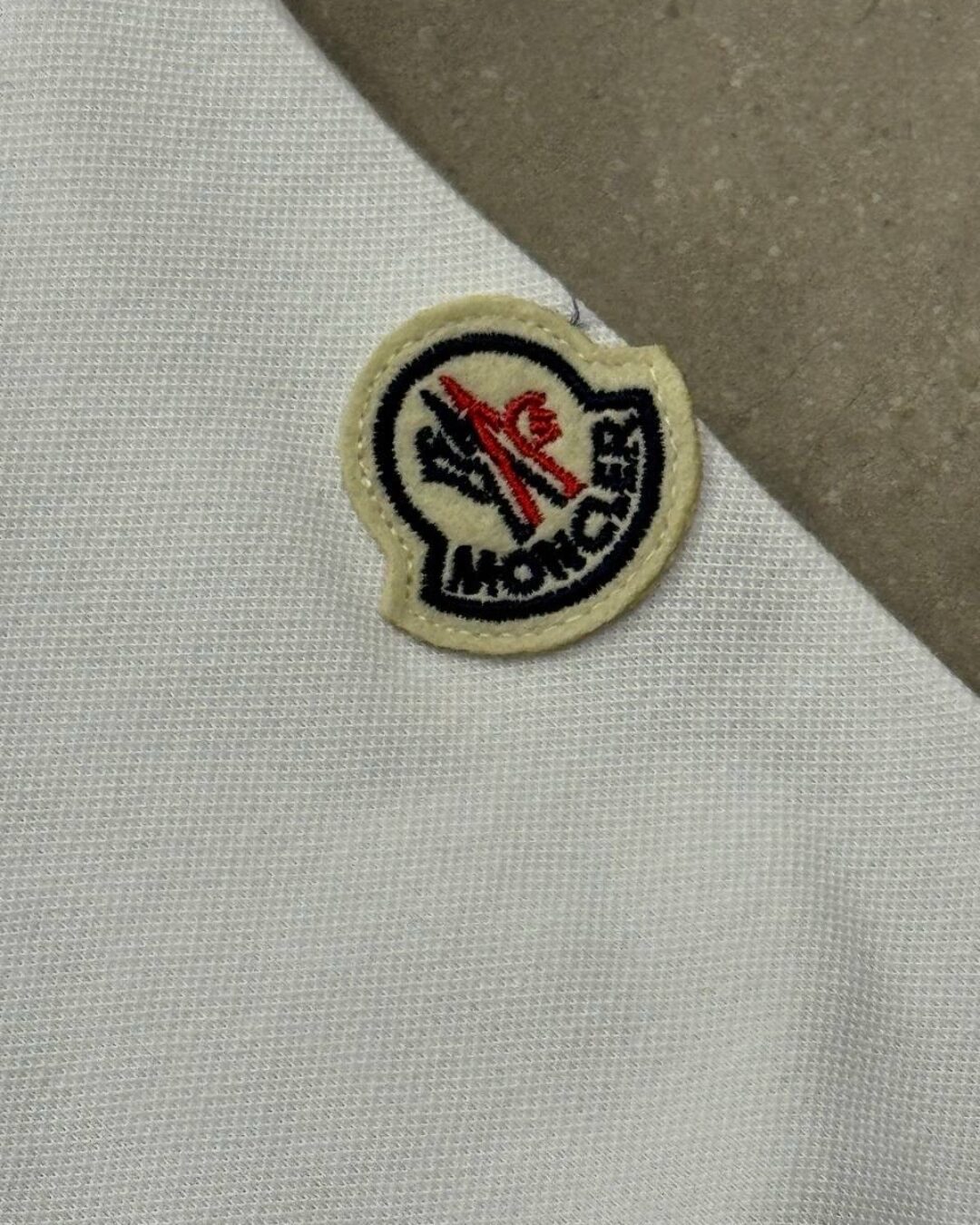 Поло Moncler