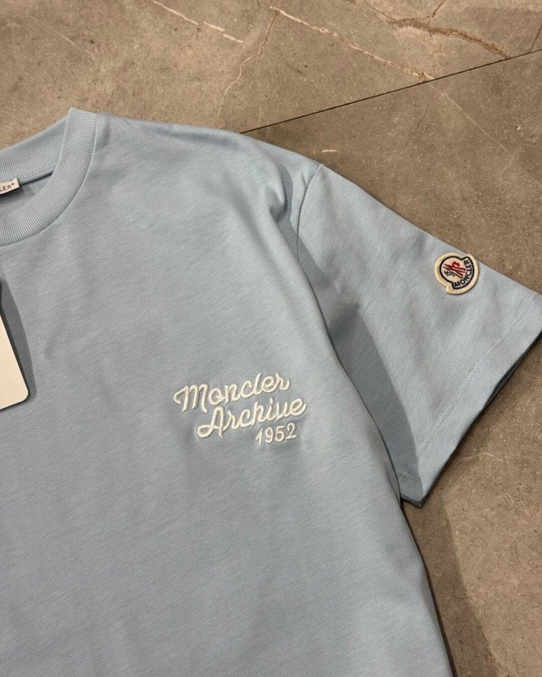 Футболка Moncler