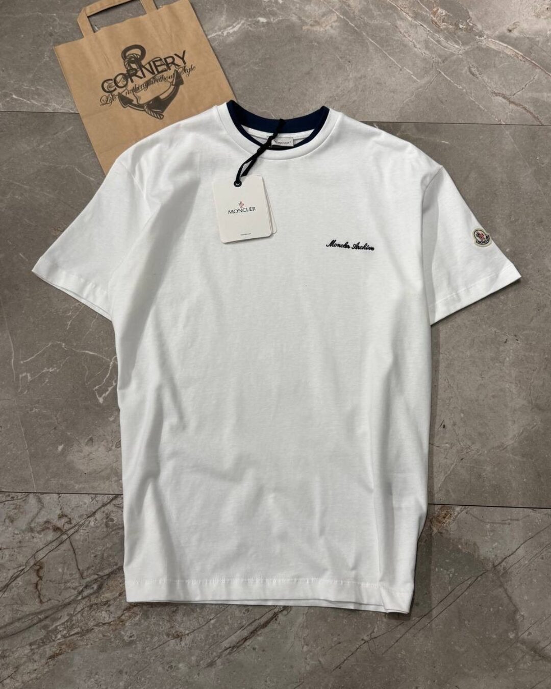 Футболка Moncler