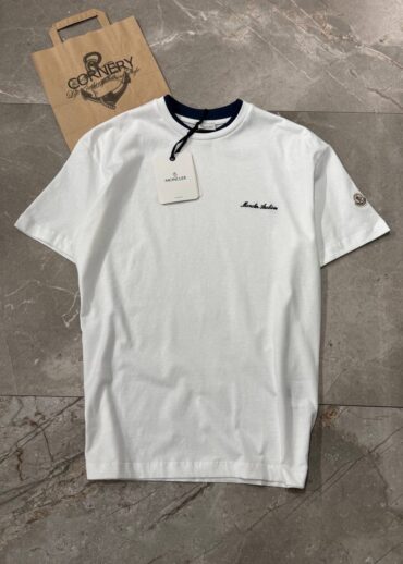 Футболка Moncler