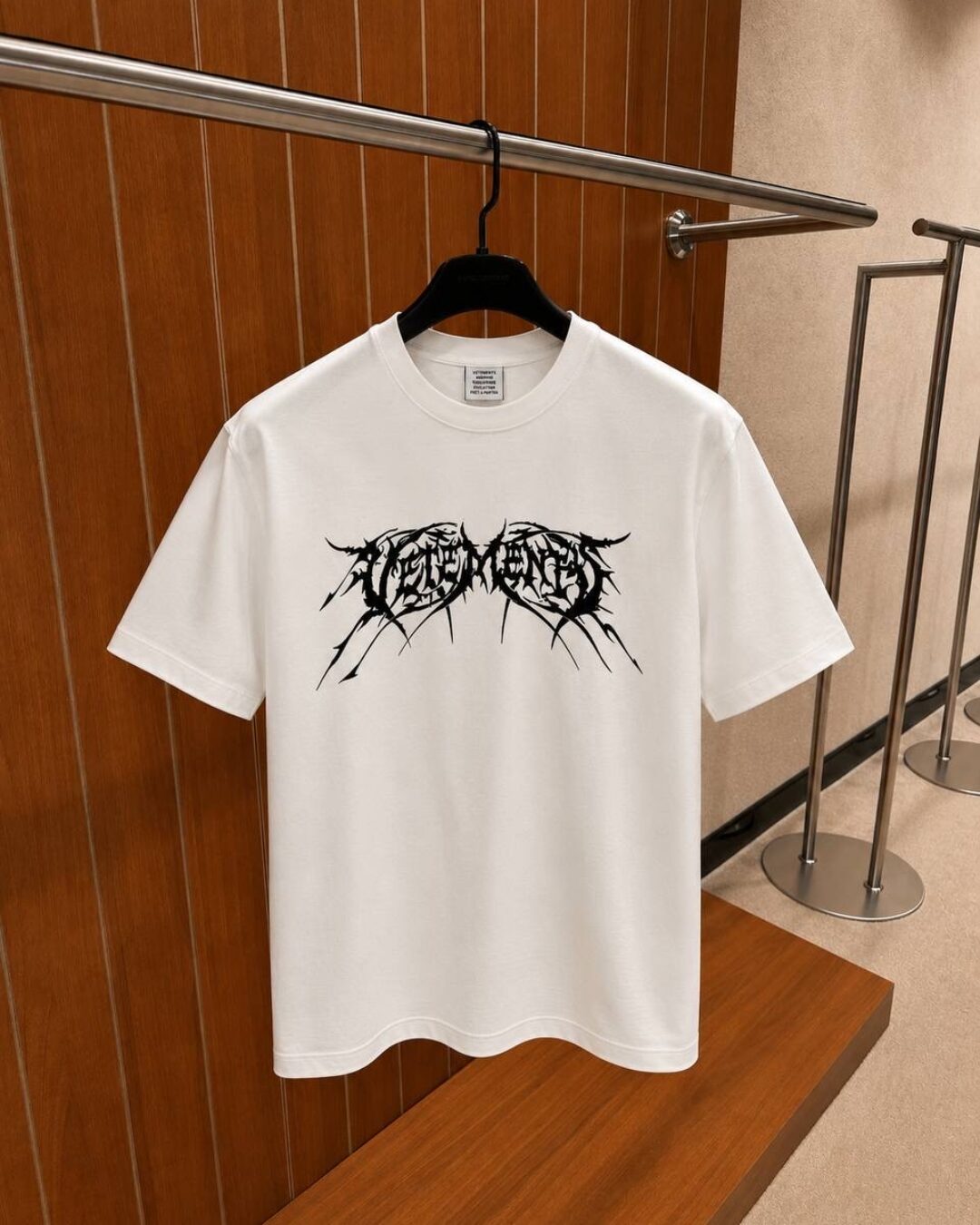 Футболка Vetements
