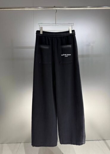 85e2f032-7fb8-4a69-b61d-d996d06c3eb8