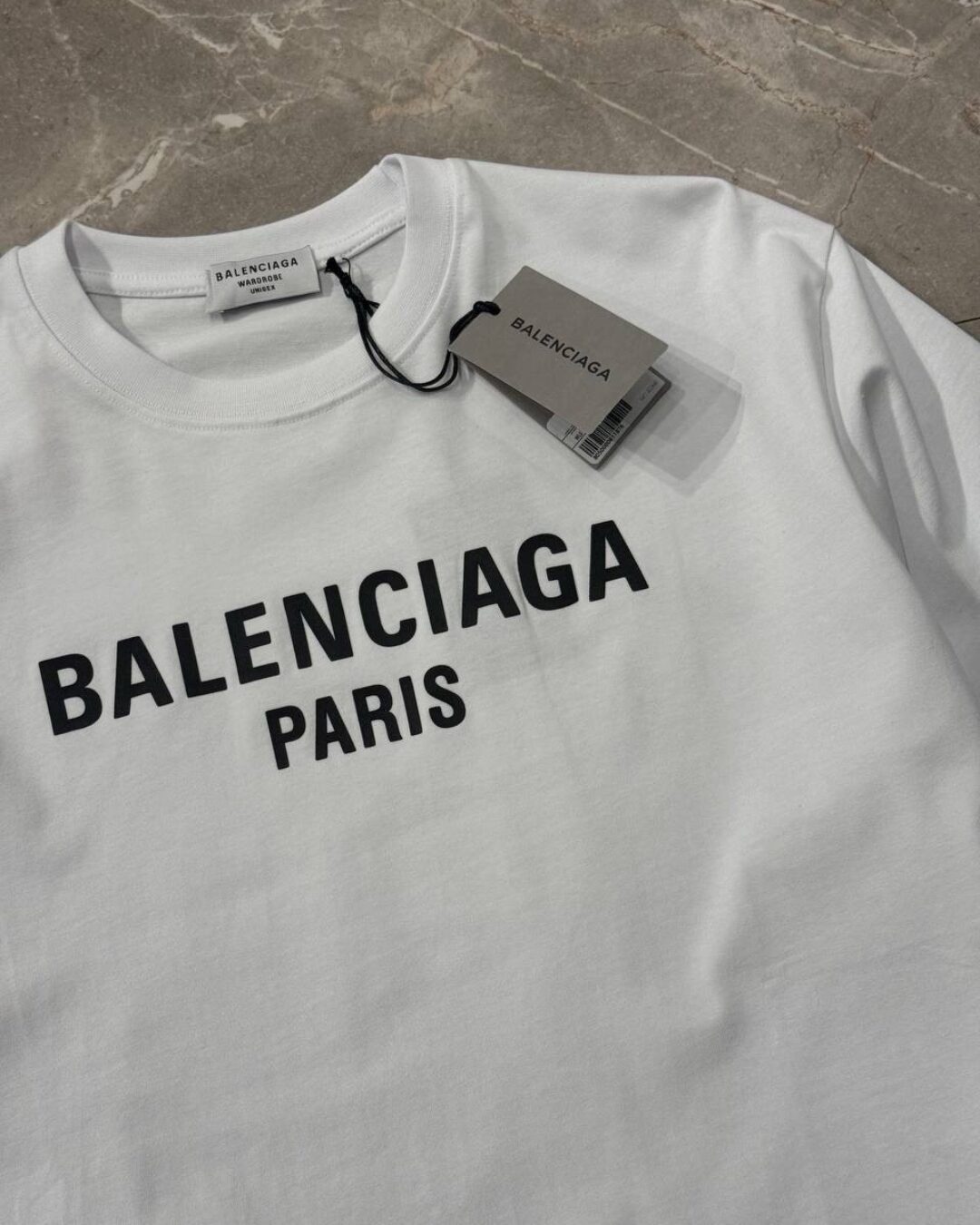 Футболка Balenciaga