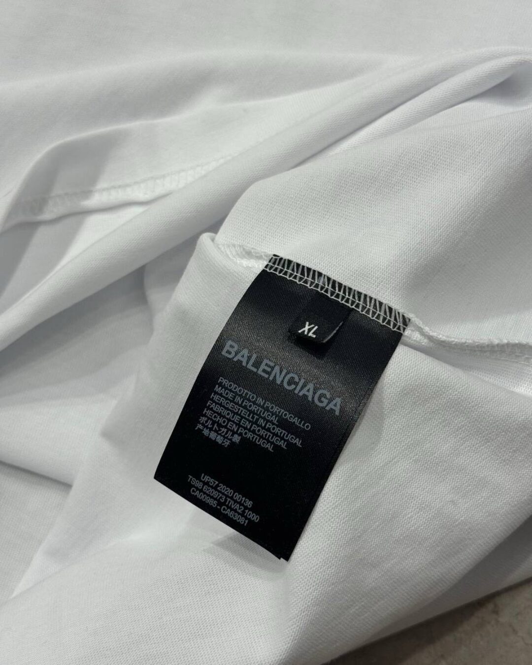 Футболка Balenciaga