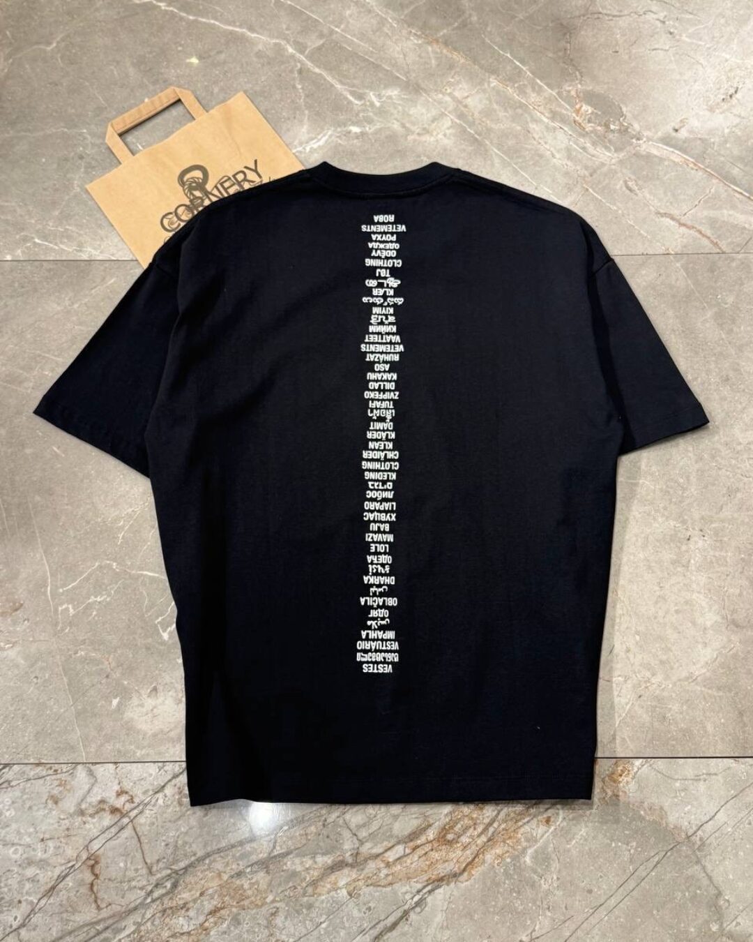 Футболка Vetements