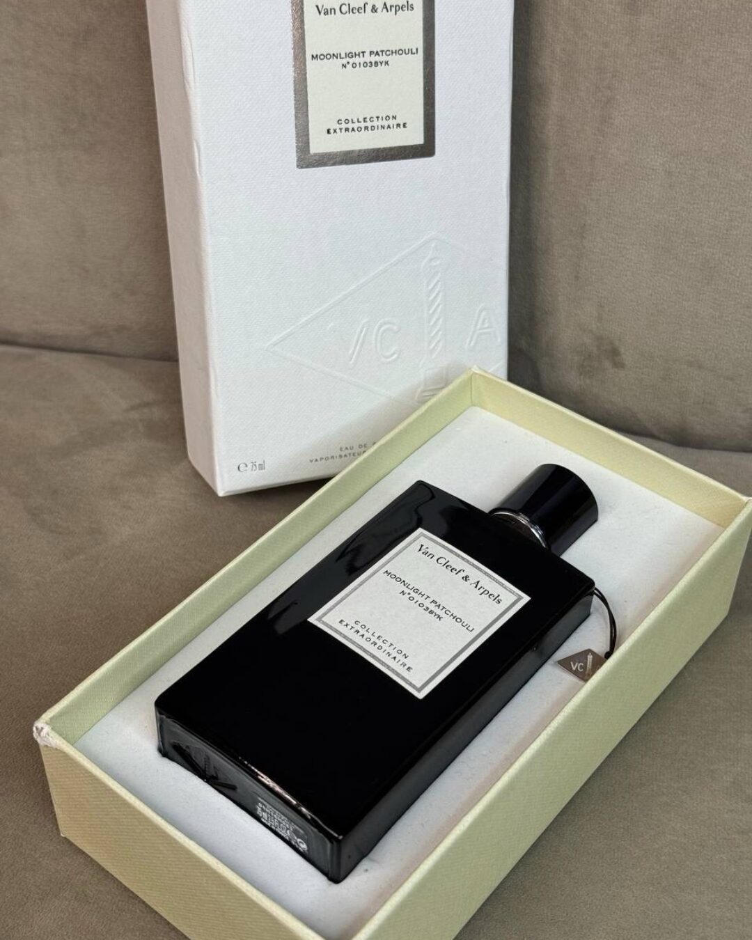 Парфюм Van Cleef & Arpels Moonlight Patchouli