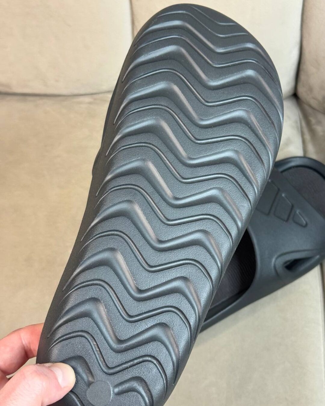 Тапки Adidas