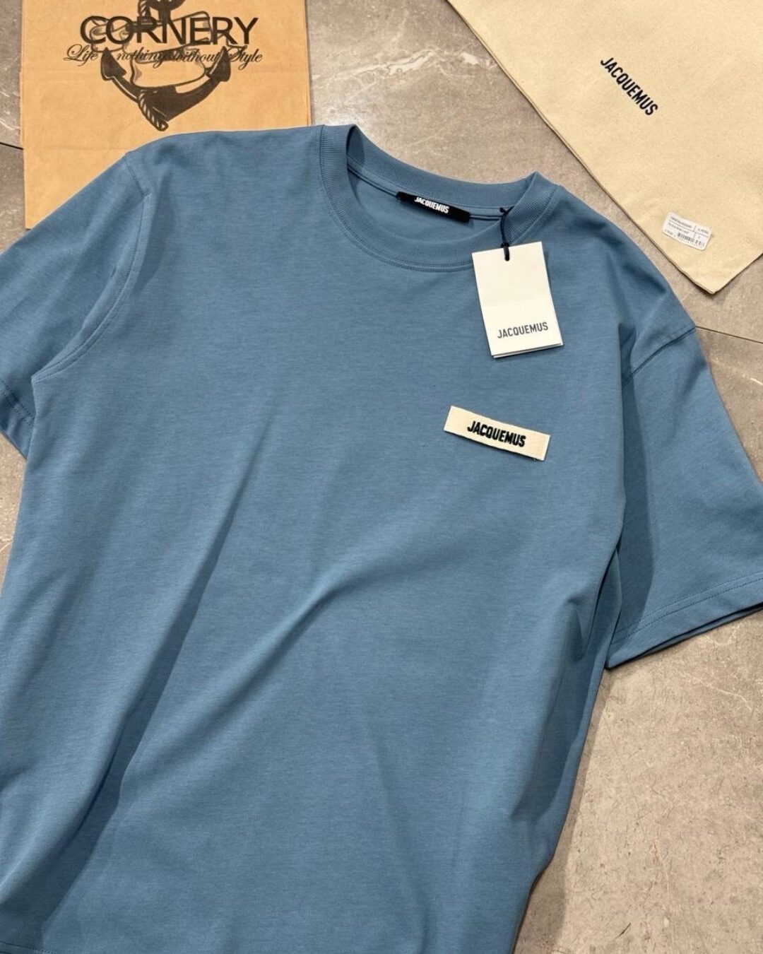 Футболка Jacquemus