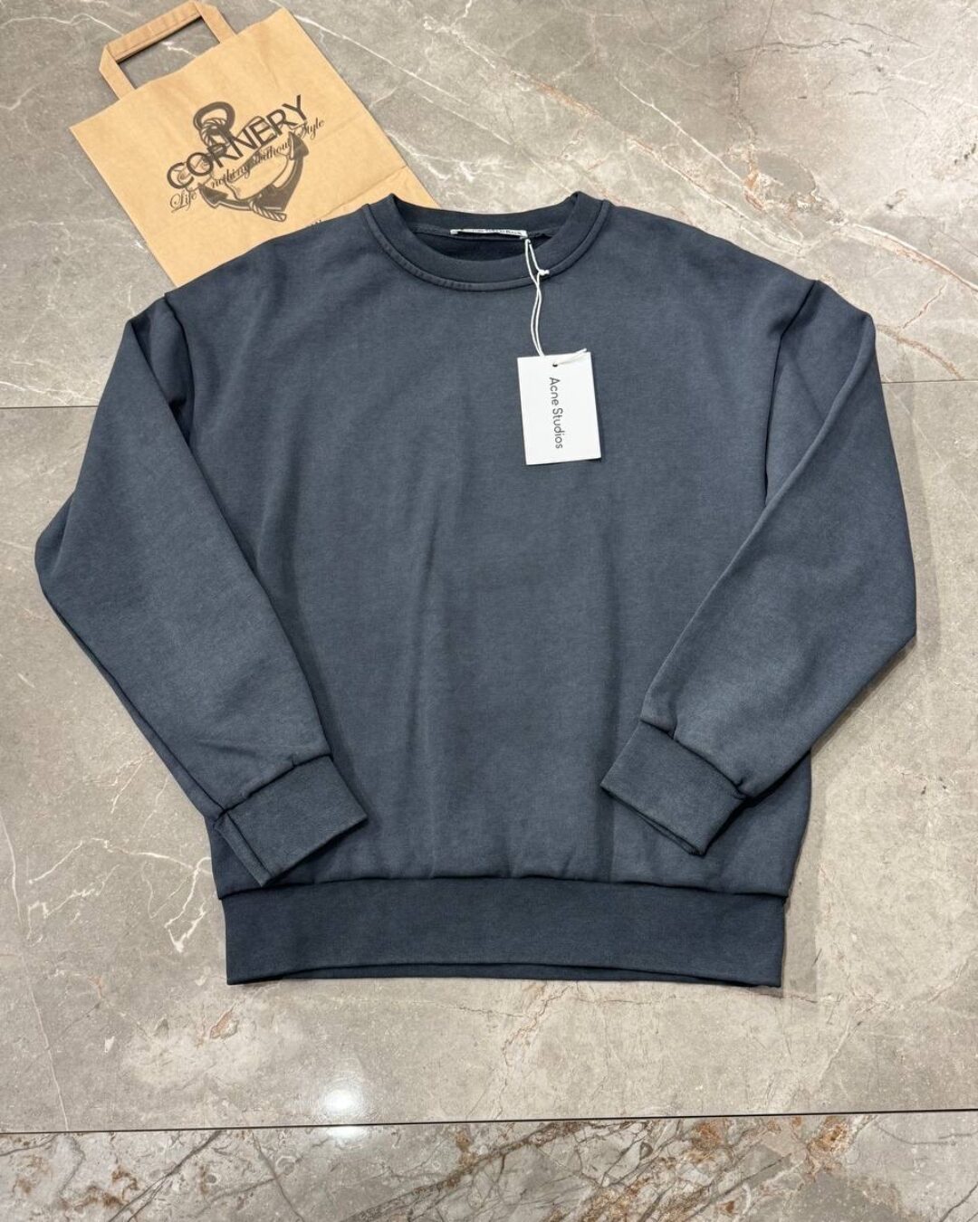 Костюм Acne