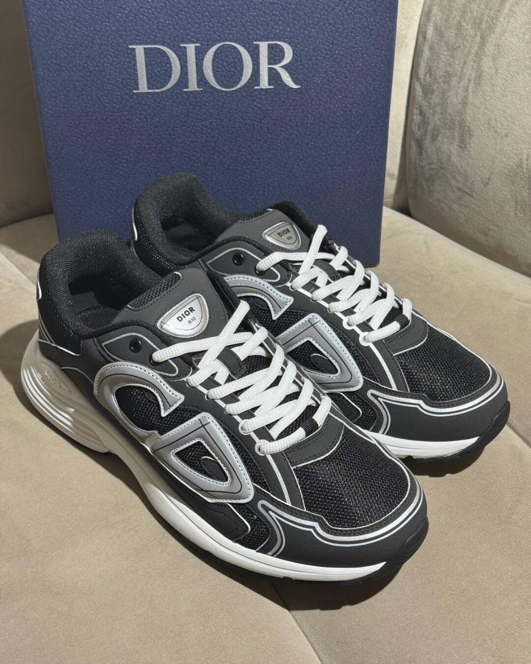 Кроссовки Dior