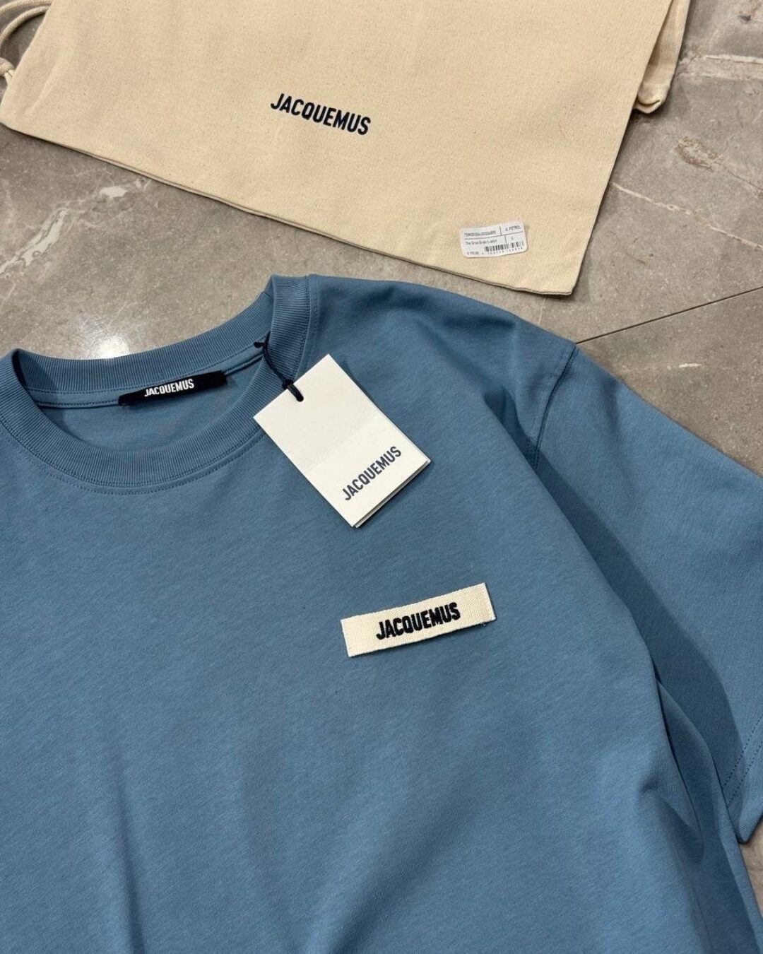 Футболка Jacquemus