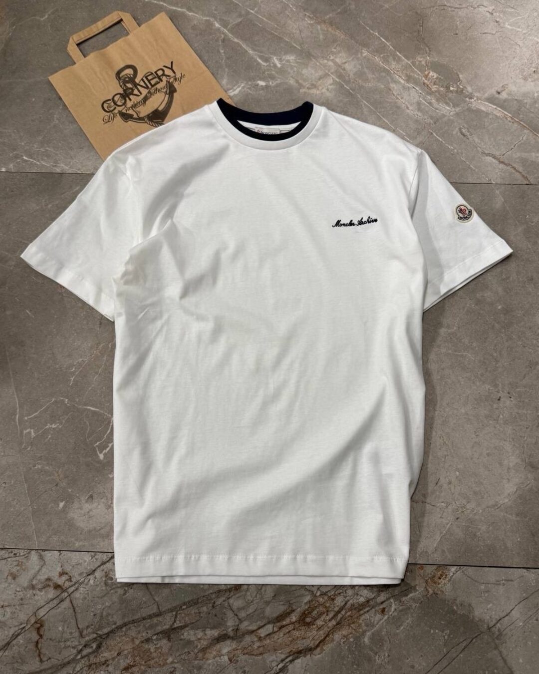 Футболка Moncler